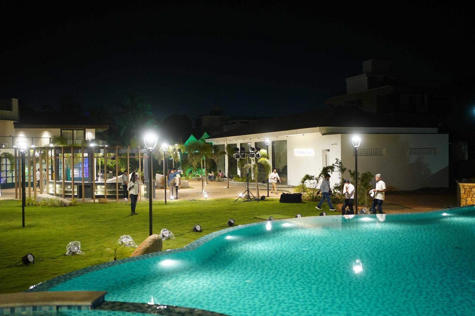 Mstays Ecr By Mirabilis Hotel Ченнаї Екстер'єр фото